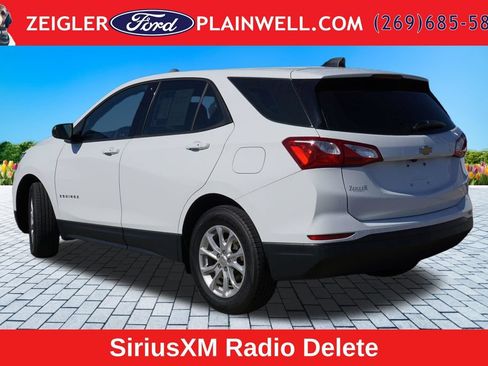 Used 2019 Chevrolet Equinox LS AWD/4WD image 3