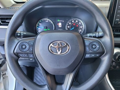 Certified 2022 Toyota RAV4 XLE w/ Convenience Package AWD/4WD image 28