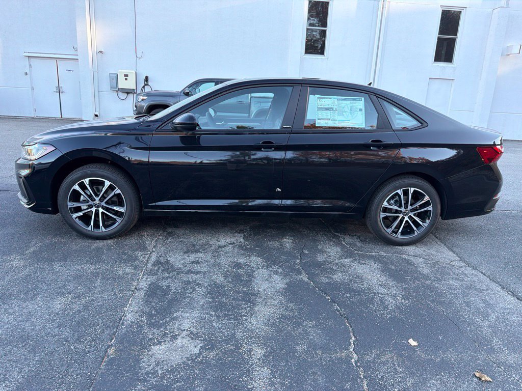 New 2027 Volkswagen Jetta Sport FWD image 3