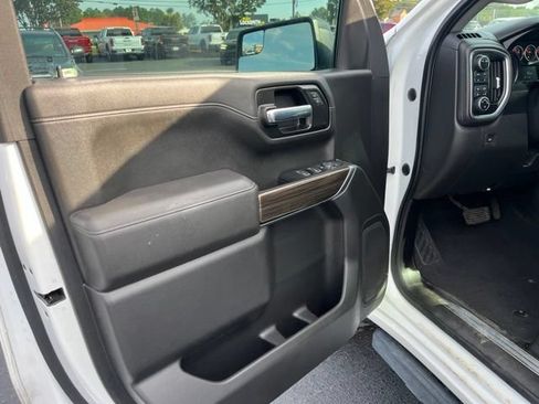 Used 2021 Chevrolet Silverado 1500 RST w/ Z71 Off-Road Package AWD/4WD image 5