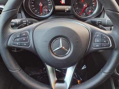 Used 2020 Mercedes-Benz GLA 250 image 7