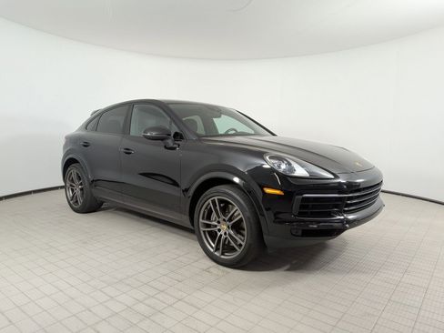 Certified 2023 Porsche Cayenne Platinum Edition AWD/4WD image 7