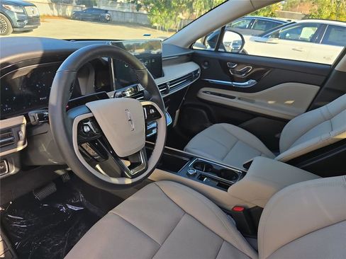 New 2026 Lincoln Corsair Reserve image 15