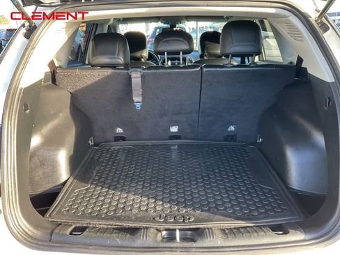 Used 2021 Jeep Compass Latitude image 20