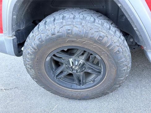 Used 2019 Jeep Wrangler Sport AWD/4WD image 9