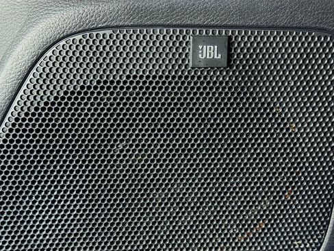 Used 2020 Toyota Tacoma Limited image 25