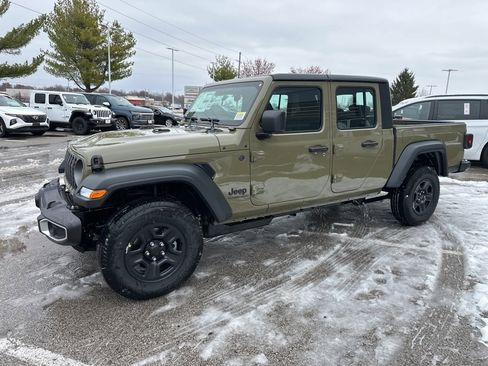 New 2026 Jeep Gladiator Sport image 15