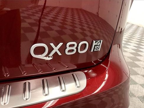 Used 2025 INFINITI QX80 Sensory w/ Exterior Package image 8