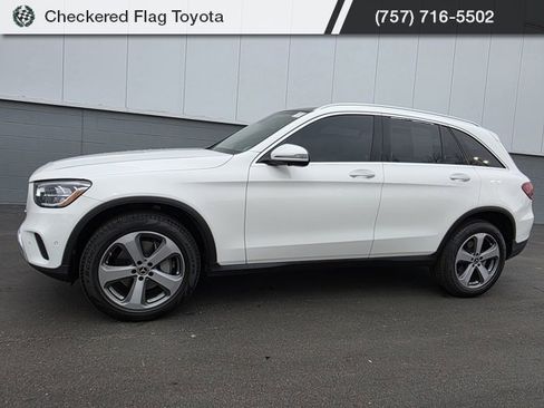 Used 2022 Mercedes-Benz GLC 300 4MATIC image 2