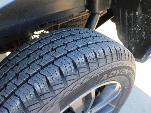 Used 2022 Ford F150 XLT w/ Equipment Group 302A High image 10