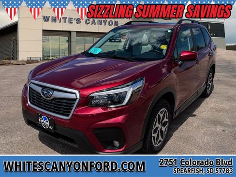 Used 2021 Subaru Forester Premium AWD/4WD image 1