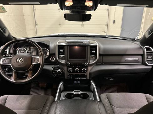 Used 2023 RAM 1500 Big Horn AWD/4WD image 18