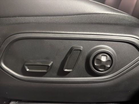 New 2026 Jeep Grand Cherokee Limited w/ Limited Altitude Package AWD/4WD image 24