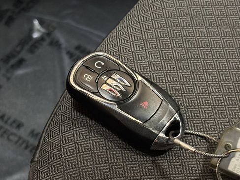Used 2025 Buick Encore GX Preferred FWD image 21