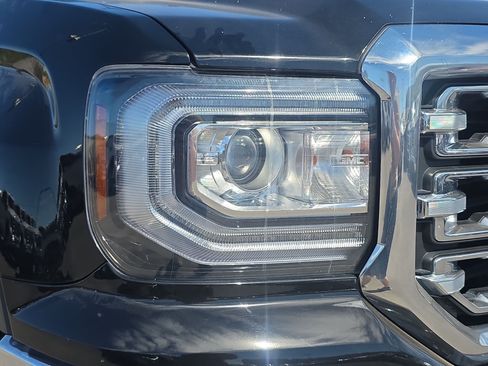 Certified 2017 GMC Sierra 1500 SLT w/ SLT Premium Package AWD/4WD image 11