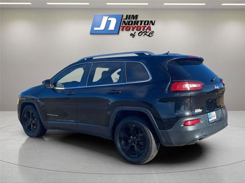 Used 2016 Jeep Cherokee Latitude w/ Comfort/Convenience Group image 7