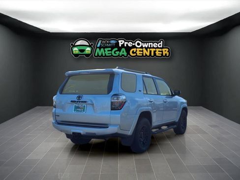 Used 2023 Toyota 4Runner SR5 Premium image 24