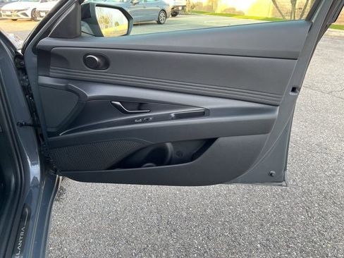 New 2026 Hyundai Elantra SEL Sport Premium image 33