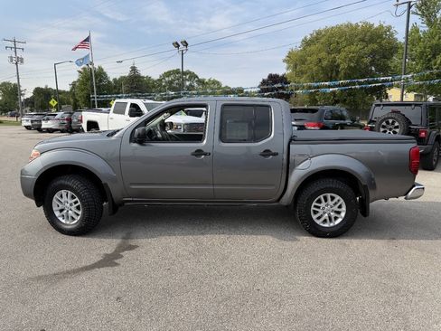 Used 2018 Nissan Frontier SV AWD/4WD image 4