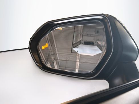 Used 2026 Toyota Corolla LE FWD image 16