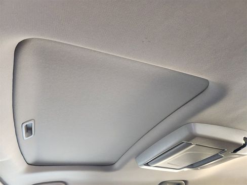 Certified 2021 Honda Pilot Touring image 24