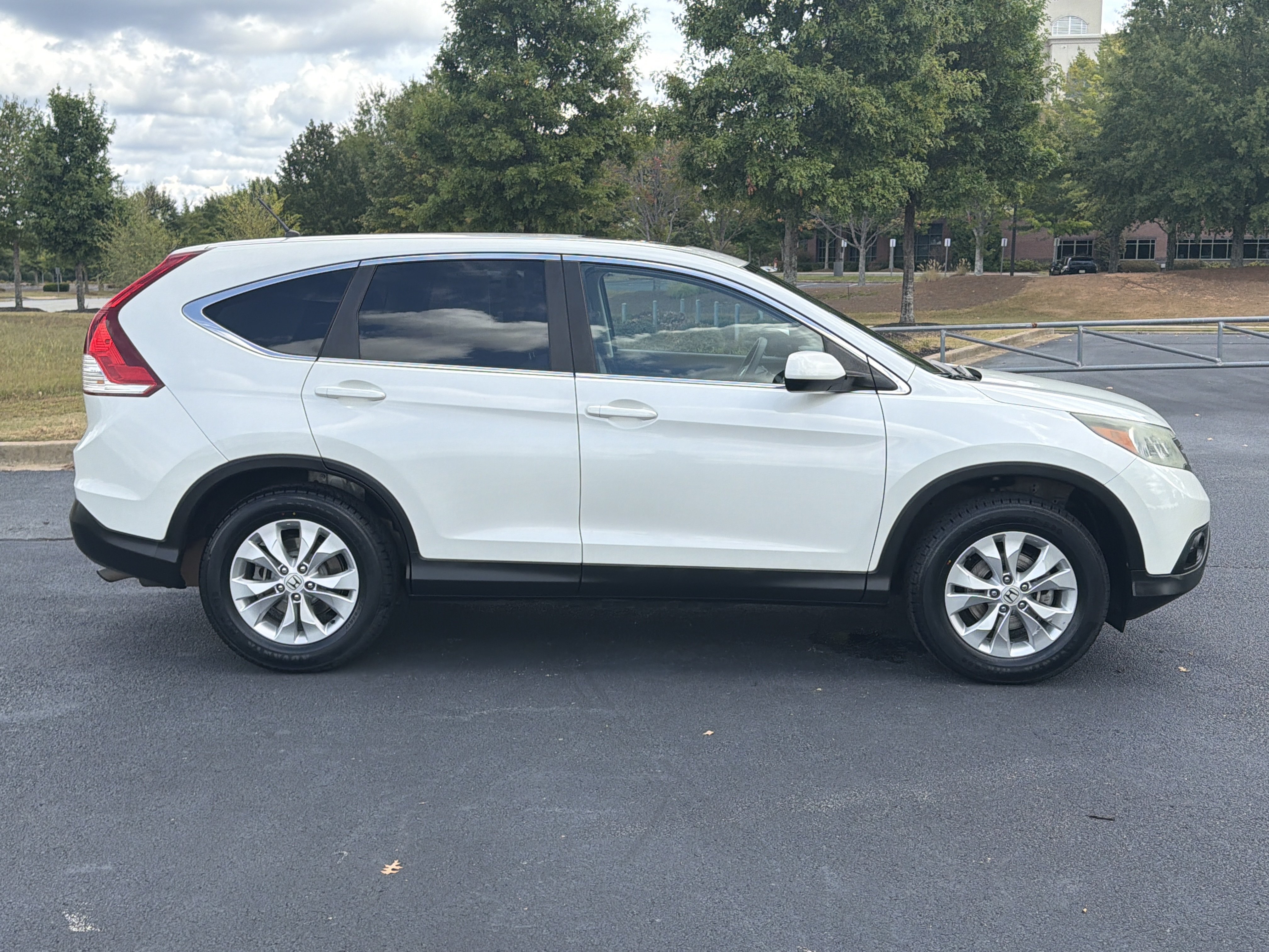 Used 2014 Honda CR-V EX image 10