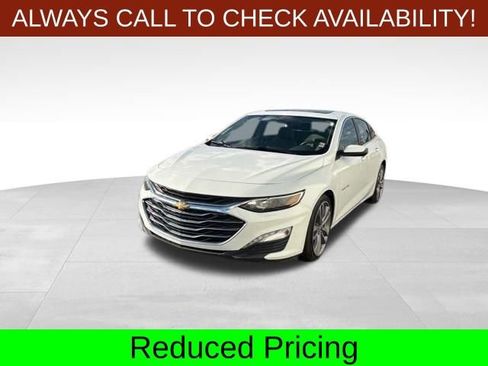Used 2021 Chevrolet Malibu LT image 3