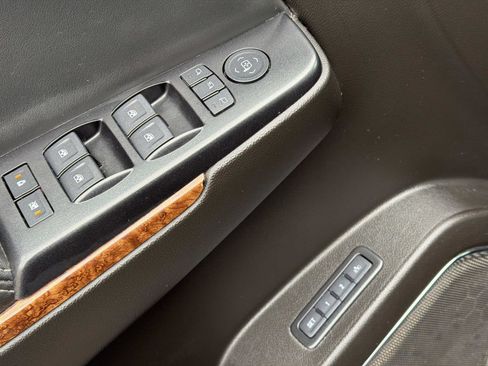 Used 2017 Chevrolet Tahoe Premier image 10