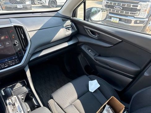Used 2025 Subaru Ascent Premium AWD/4WD image 19