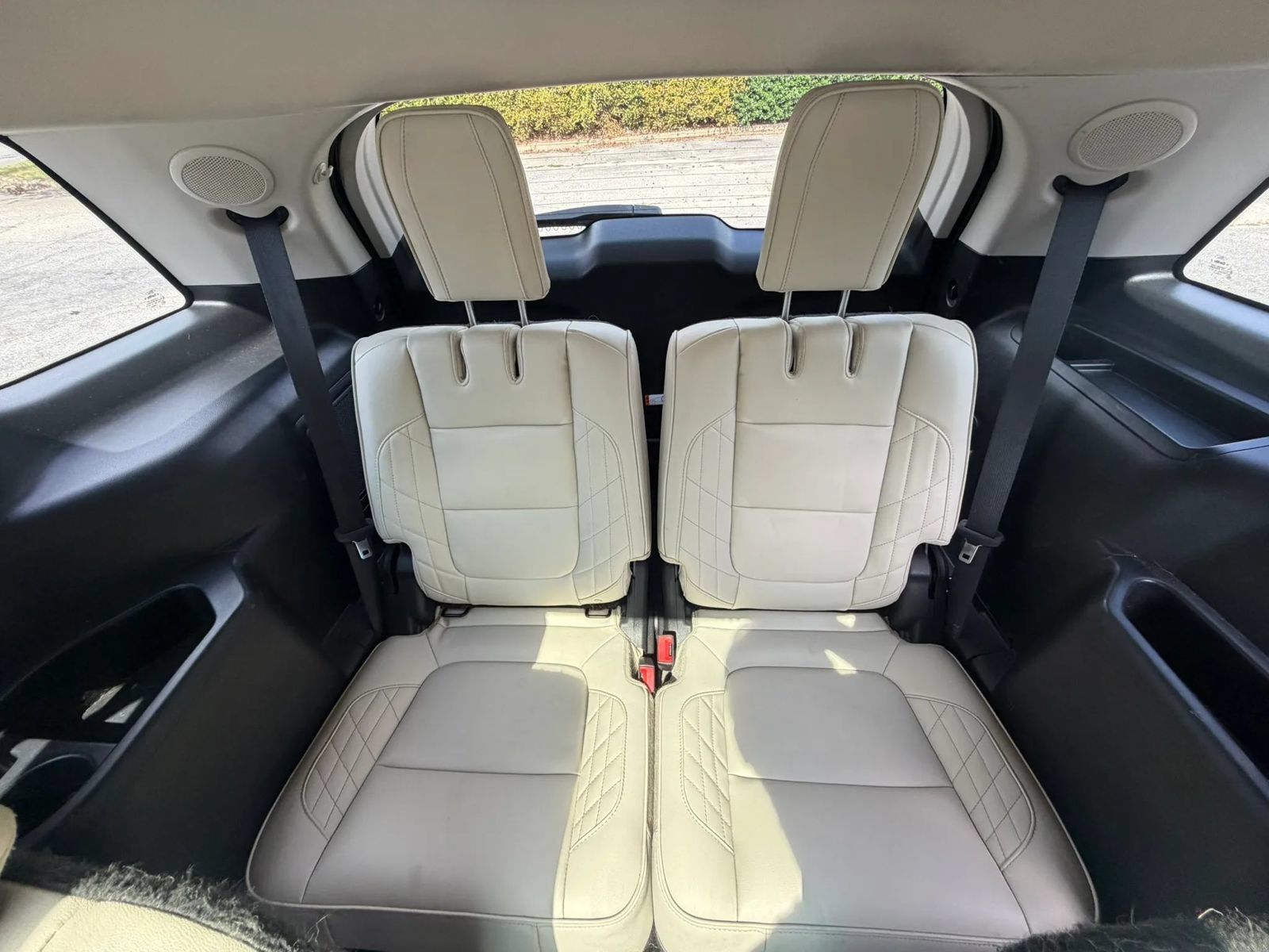 Used 2016 Ford Explorer Platinum AWD/4WD image 14