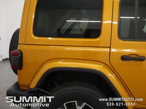 New 2026 Jeep Wrangler Unlimited Sahara AWD/4WD image 24
