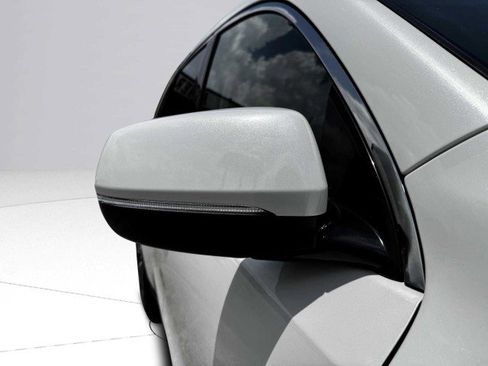 Used 2020 Acura MDX SH-AWD w/ Technology Package image 9