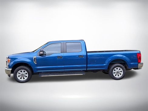 Used 2022 Ford F250 XL w/ STX Appearance Package image 2