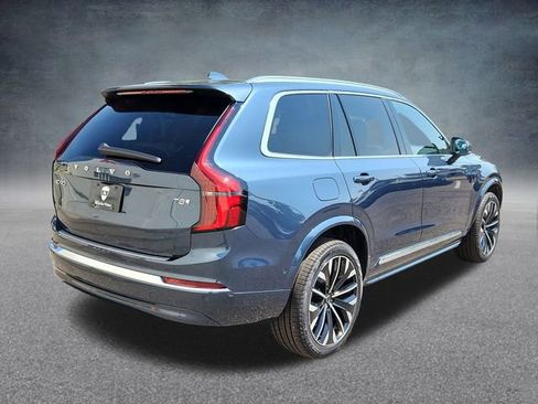 New 2026 Volvo XC90 T8 Plus image 7