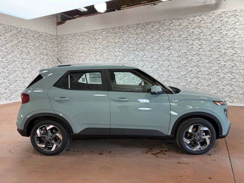 New 2026 Hyundai Venue SEL image 8