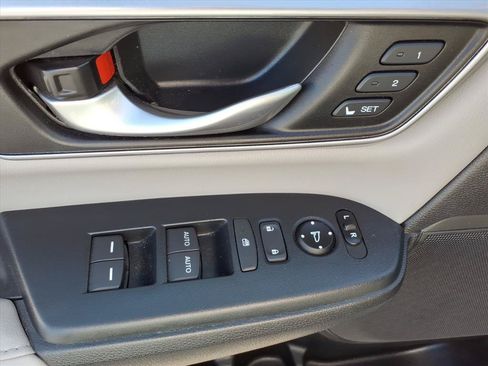 Used 2017 Honda CR-V EX-L image 25