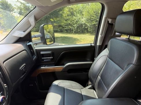 Used 2015 Chevrolet Silverado 3500 LTZ w/ Duramax Plus Package AWD/4WD image 21