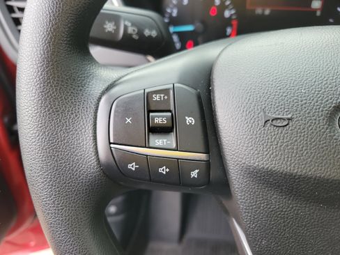 Certified 2020 Ford Escape SE image 14