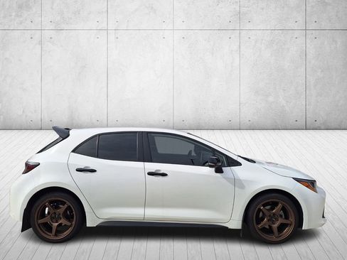 Used 2021 Toyota Corolla SE w/ Carpet Mat Package (TMS) image 6