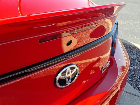 Used 2024 Toyota GR86 Premium image 25