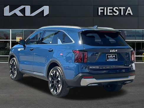 New 2025 Kia Sorento EX w/ Panoramic Sunroof Package image 6