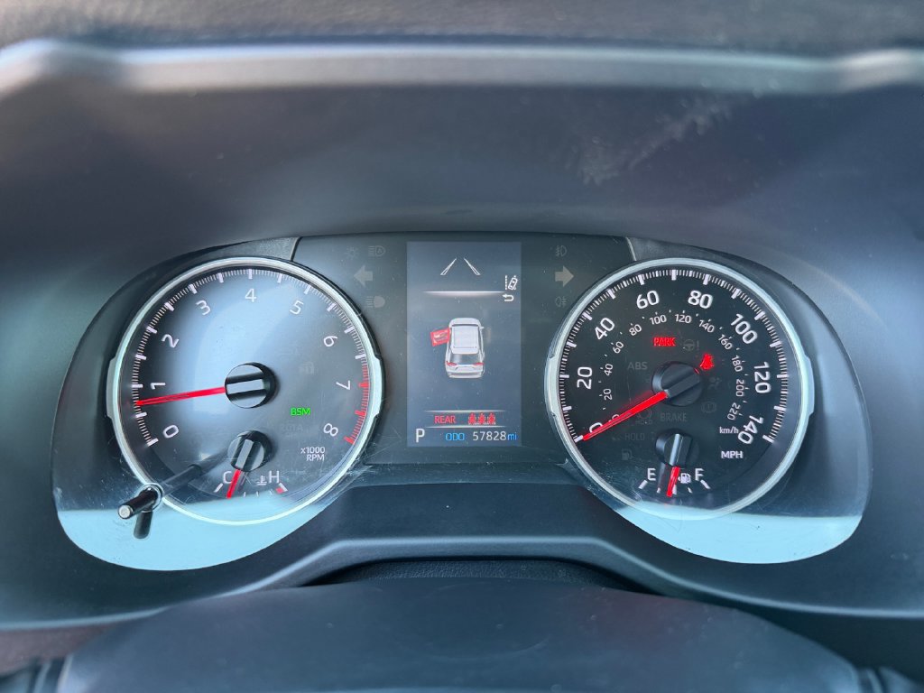 Used 2021 Toyota RAV4 XLE AWD/4WD image 26