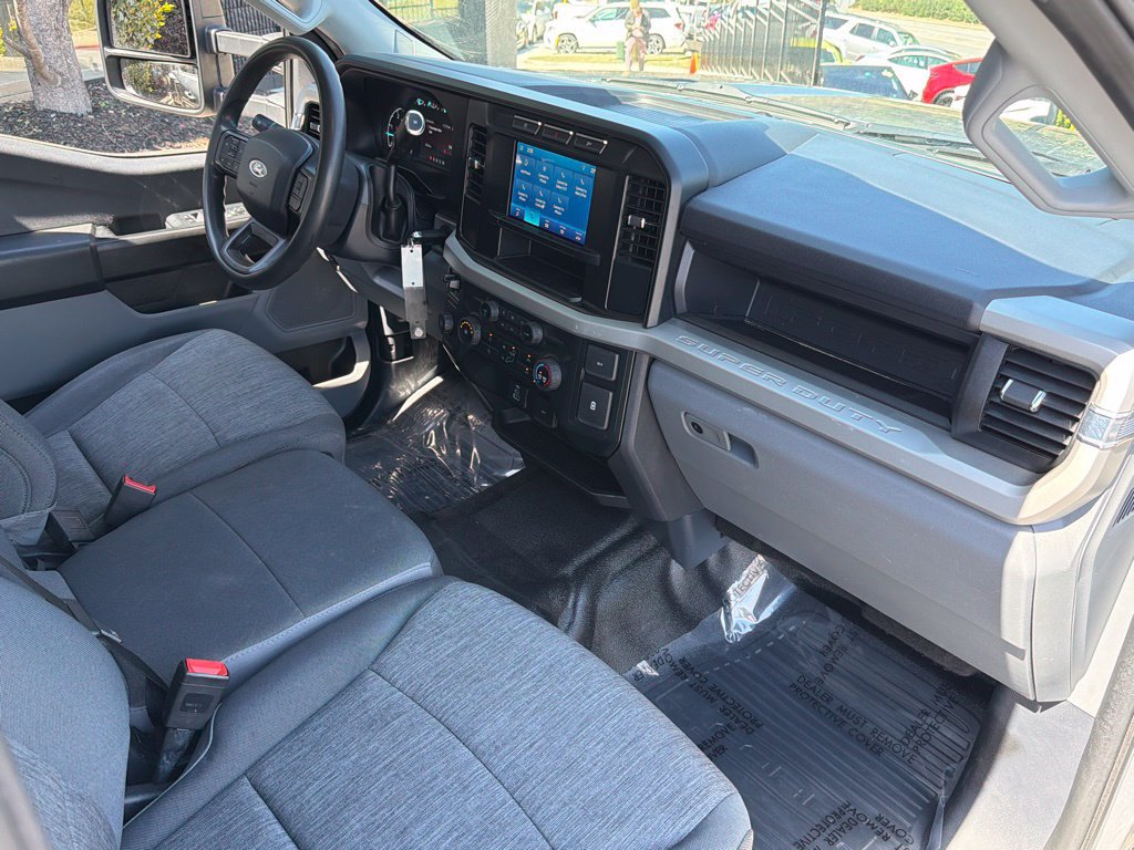Used 2023 Ford F350 XL RWD image 32