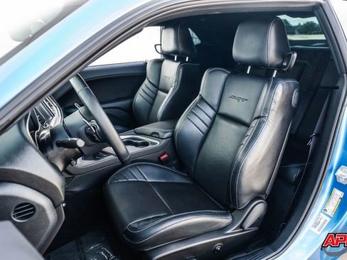 Used 2015 Dodge Challenger SRT Hellcat image 4