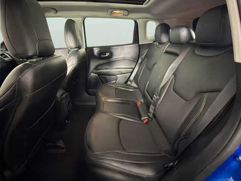 Used 2020 Jeep Compass Latitude FWD image 27