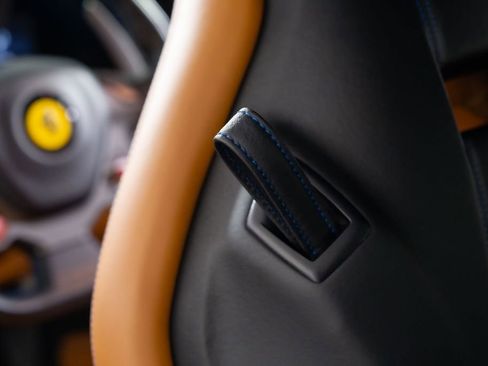 Used 2018 Ferrari 488 GTB RWD image 39