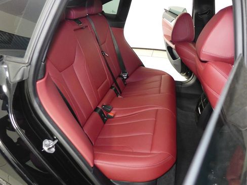 Used 2023 BMW i4 eDrive35 image 20