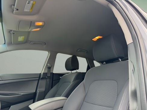 Used 2021 Hyundai Tucson SE w/ Cargo Package FWD image 19