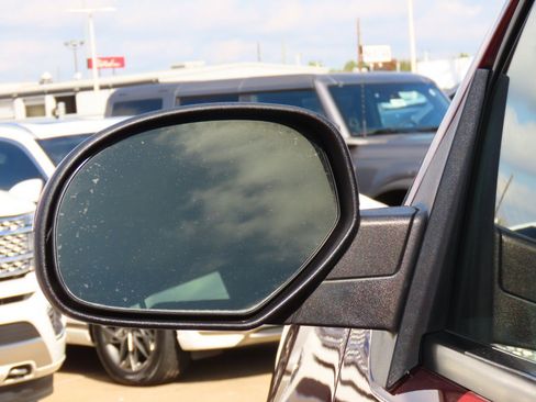 Used 2009 Chevrolet Tahoe LT image 18