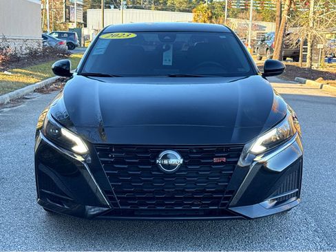 Certified 2023 Nissan Altima 2.5 SR image 2